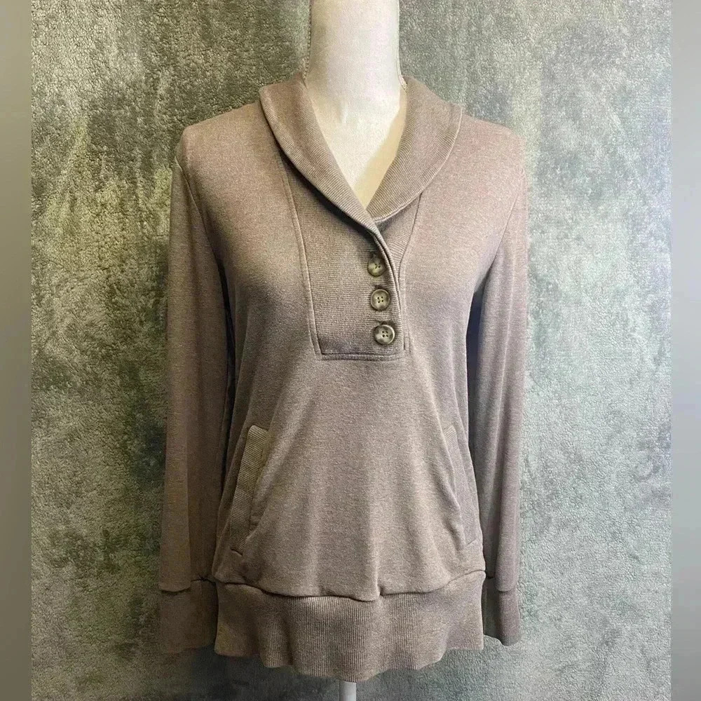 BANANA REPUBLIC‎ Women’s Shawl collar sweater size M